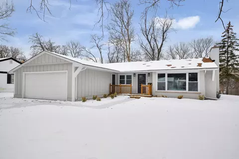 5740 Ridgewood Dr, Western Springs, IL 60558