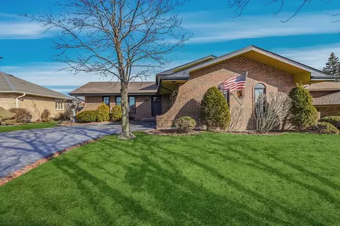 16027 91st Ave, Orland Hills, IL 60487