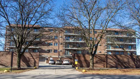 2320 N Nordica Ave #411, Chicago, IL 60707