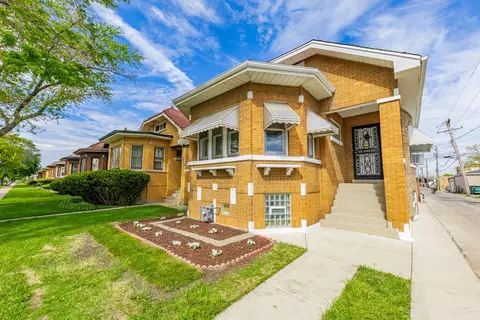 2535 Oak Park Ave, Berwyn, IL 60402