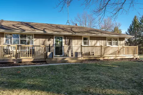 16285 Cannell Rd, Rockton, IL 61072