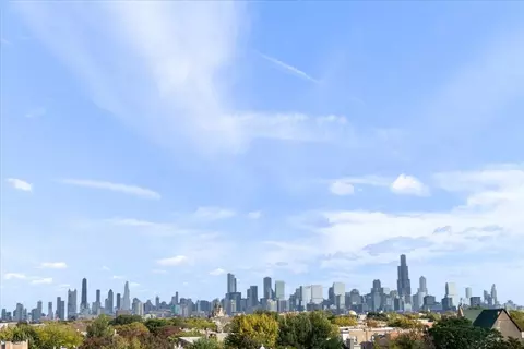 View/Area - Undisclosed, Chicago, IL 60622 photo 1 of 1