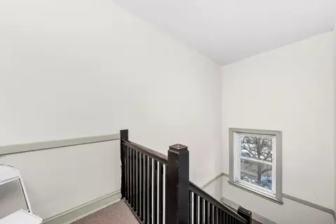 Entry Way - Undisclosed, Chicago, IL 60649 photo 1 of 2