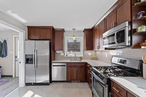 Kitchen - 11 Normandy Pl, Champaign, IL 61821 photo 3 of 6