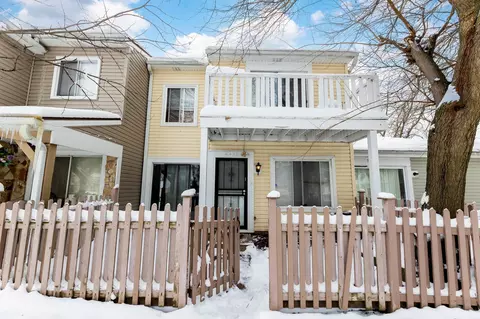 2295 Windsor Ln, Country Club Hills, IL 60478