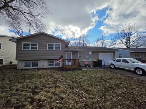 1703 Truman Dr, Normal, IL 61761
