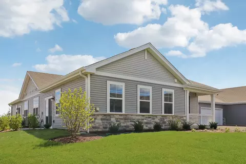 1057 Williamsburg St, Pingree Grove, IL 60140