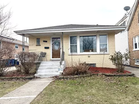 2841 W 100th Pl, Evergreen Park, IL 60805