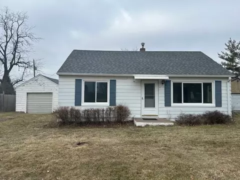 4715 50th Ave, Moline, IL 61265