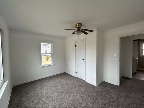 Bedroom - 4715 50th Ave, Moline, IL 61265 photo 2 of 4