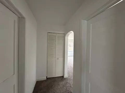 Entry Way - 4715 50th Ave, Moline, IL 61265 photo 1 of 1