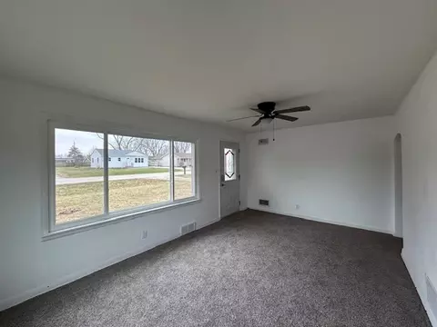Living - 4715 50th Ave, Moline, IL 61265 photo 1 of 2