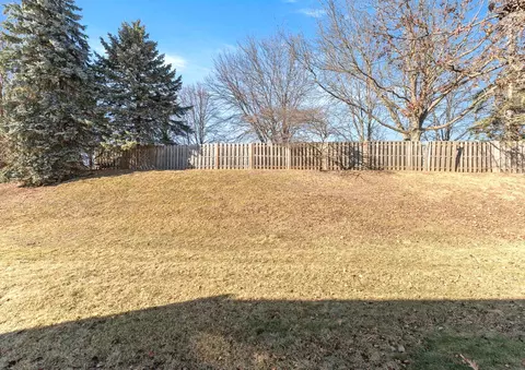 Exterior - Undisclosed, Aurora, IL 60504 photo 6 of 7