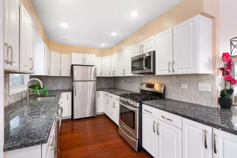 920 Valley Stream Dr, Wheeling, IL 60090 photo 9