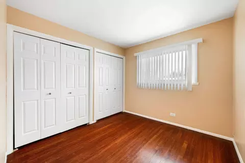 920 Valley Stream Dr, Wheeling, IL 60090 photo 11