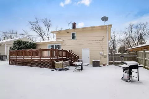 920 Valley Stream Dr, Wheeling, IL 60090 photo 24