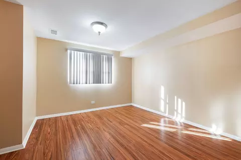 920 Valley Stream Dr, Wheeling, IL 60090 photo 17