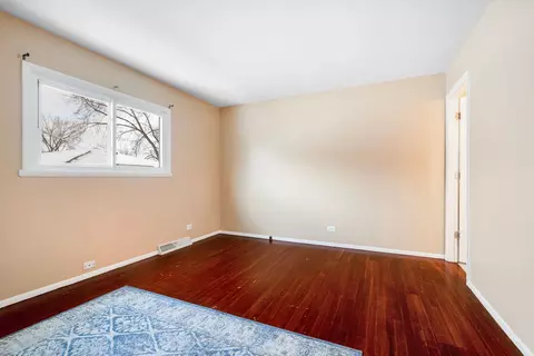 920 Valley Stream Dr, Wheeling, IL 60090 photo 14