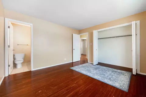 920 Valley Stream Dr, Wheeling, IL 60090 photo 13