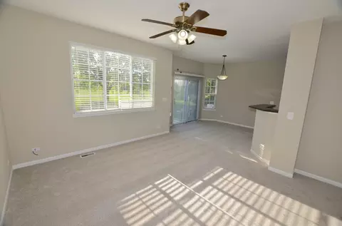 Living - Undisclosed, Aurora, IL 60502 photo 3 of 7