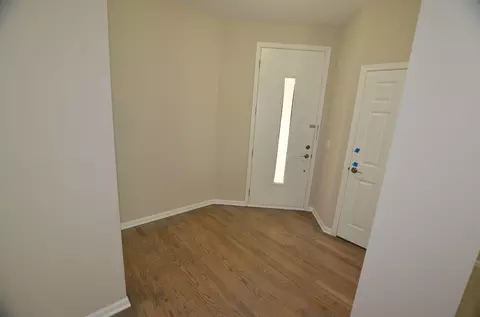 Entry Way - Undisclosed, Aurora, IL 60502 photo 2 of 5