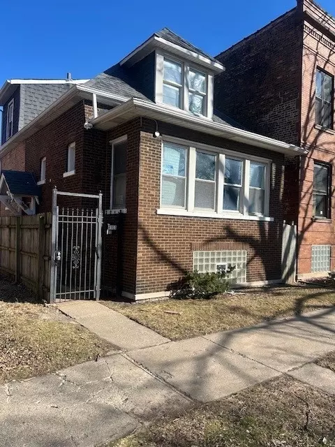 6953 S Indiana Ave, Chicago, IL 60637