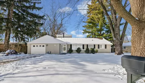1301 Belmeade Dr, Champaign, IL 61821