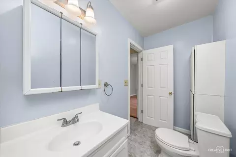 Bath - 1235 Talma St, Aurora, IL 60505 photo 1 of 2