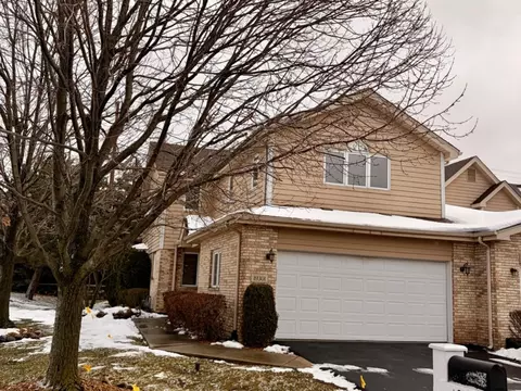 19301 Enclave Ln, Tinley Park, IL 60487