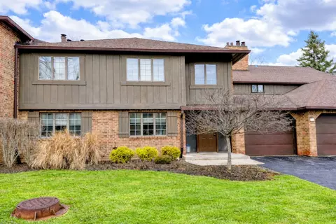 7624 W Arquilla Dr #1A, Palos Heights, IL 60463