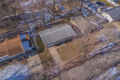 1208 Gettysburg Dr, Bloomington, IL 61704 photo 9