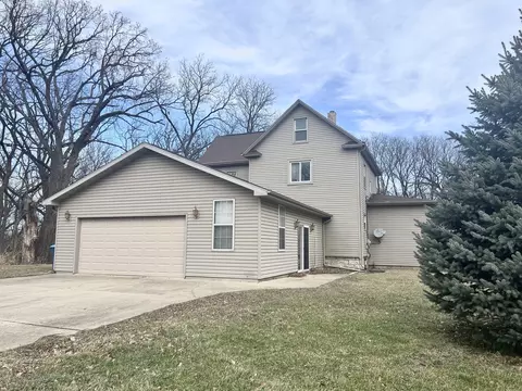230 E Porter St, Oglesby, IL 61348