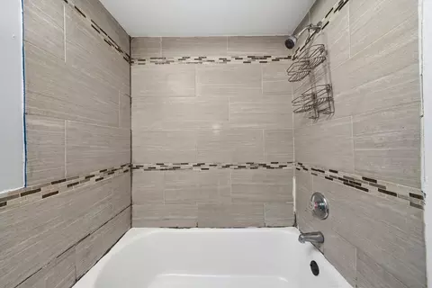 Bath - 9019 S Normal Ave, Chicago, IL 60620 photo 2 of 3
