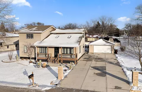 16041 Long Ave, Oak Forest, IL 60452