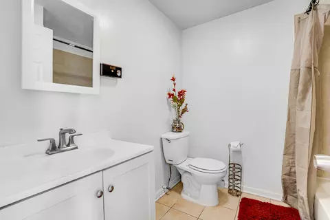 Bath - Undisclosed, Addison, IL 60101 photo 1 of 1