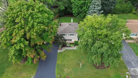 5 N260 Eagle Ter, Itasca, IL 60143 photo 3