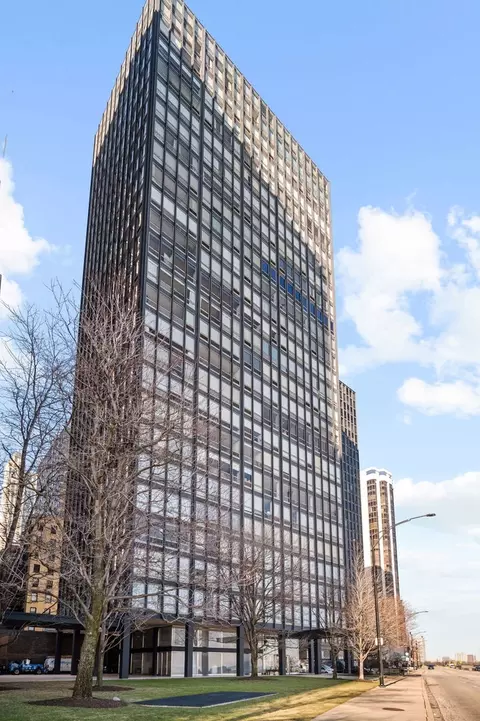 880 N Lake Shore Dr #14CD, Chicago, IL 60611