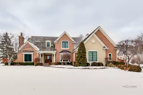 1950 W Southmeadow Ln, Lake Forest, IL 60045