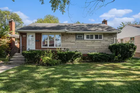 405 Clyde Ave, Calumet City, IL 60409