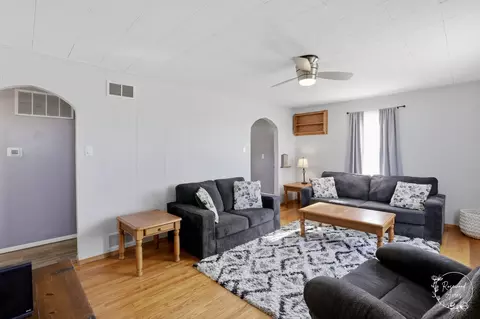 Living - 1769 W 2000s Rd, Kankakee, IL 60901 photo 3 of 4