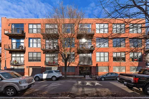 2210 W Wabansia Ave #408, Chicago, IL 60647
