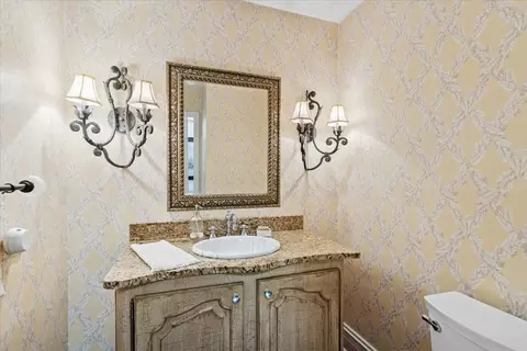 Bath - 2250 Lisson Rd, Naperville, IL 60565 photo 1 of 6
