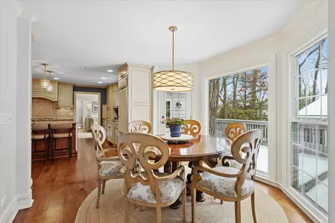 Dining - 2250 Lisson Rd, Naperville, IL 60565 photo 4 of 4