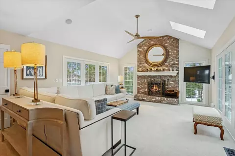 Living - 2250 Lisson Rd, Naperville, IL 60565 photo 3 of 3
