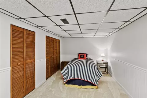 Bedroom - 2250 Lisson Rd, Naperville, IL 60565 photo 5 of 5