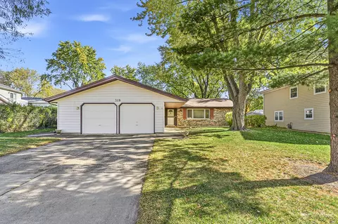 Undisclosed, Schaumburg, IL 60194