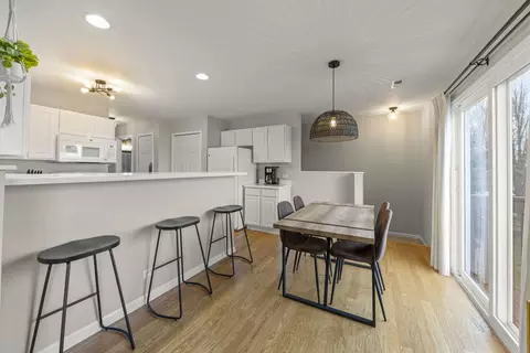 Dining - 809 Constance Ln #809, Sycamore, IL 60178 photo 1 of 2