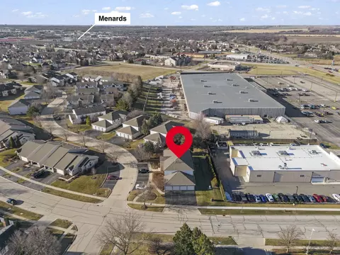 View/Area - 809 Constance Ln #809, Sycamore, IL 60178 photo 4 of 5