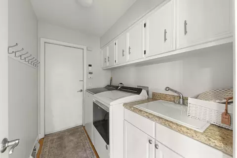 Other - 2042 Richton Dr, Wheaton, IL 60189 photo 4 of 7