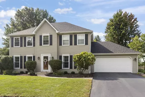 Exterior - 2042 Richton Dr, Wheaton, IL 60189 photo 2 of 6